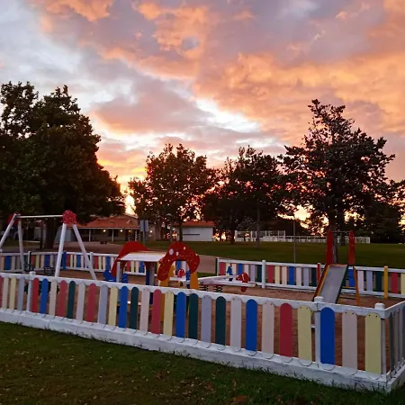 Bungalows Zaragoza Camping Saragoça