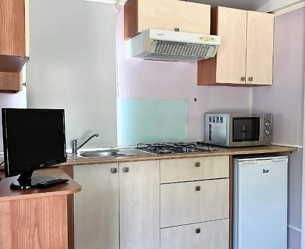 Bungalows Zaragoza Camping אתר קמפינג *