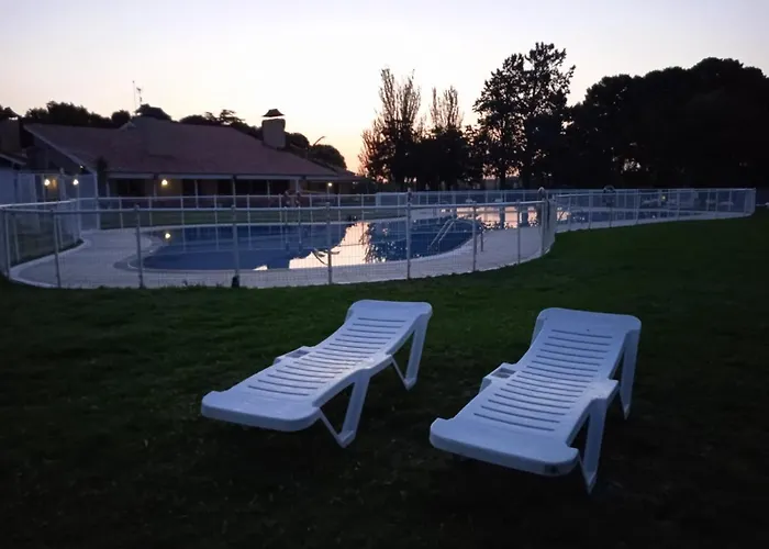 Bungalows Zaragoza Camping אתר קמפינג *